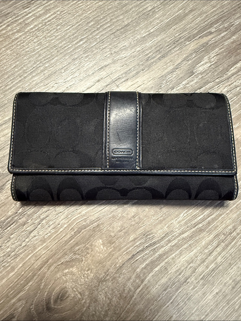 Coach Black Signature Continental Clutch Wallet